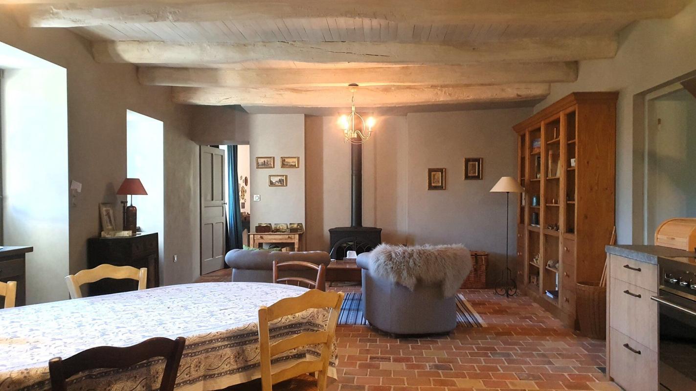 5 bedroom propriete in Lunac, Aveyron, France