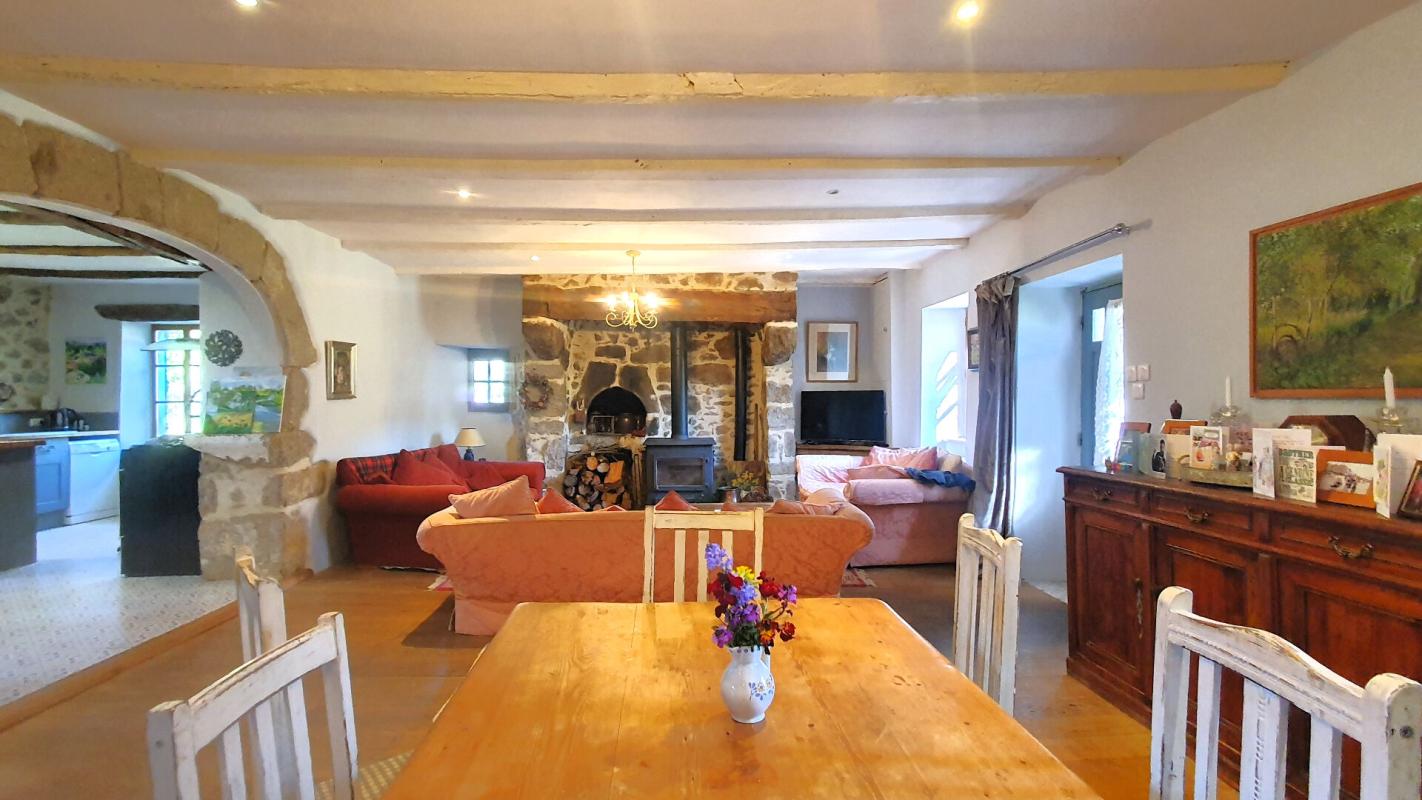 7 bedroom propriete in Lunac, Aveyron, France