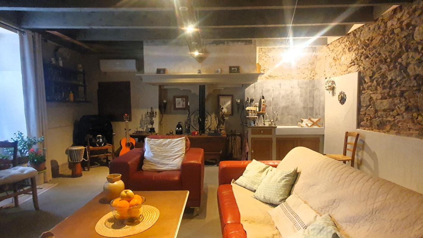 5 bedroom maison de village in La Salvetat Peyrales, Aveyron, France