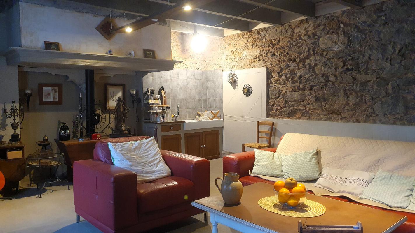 5 bedroom maison de village in La Salvetat Peyrales, Aveyron, France