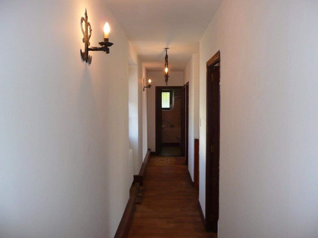 5 bedroom maison in Montsales, Aveyron, France