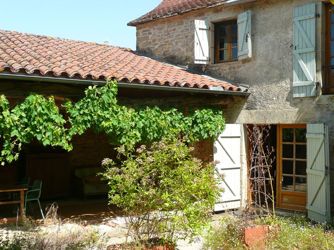 3 bedroom propriete in Villeneuve, Aveyron, France