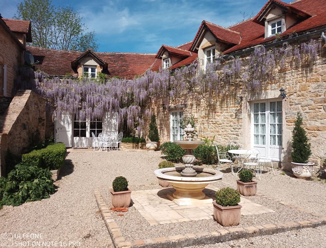 6 bedroom demeure in Martiel, Aveyron, France