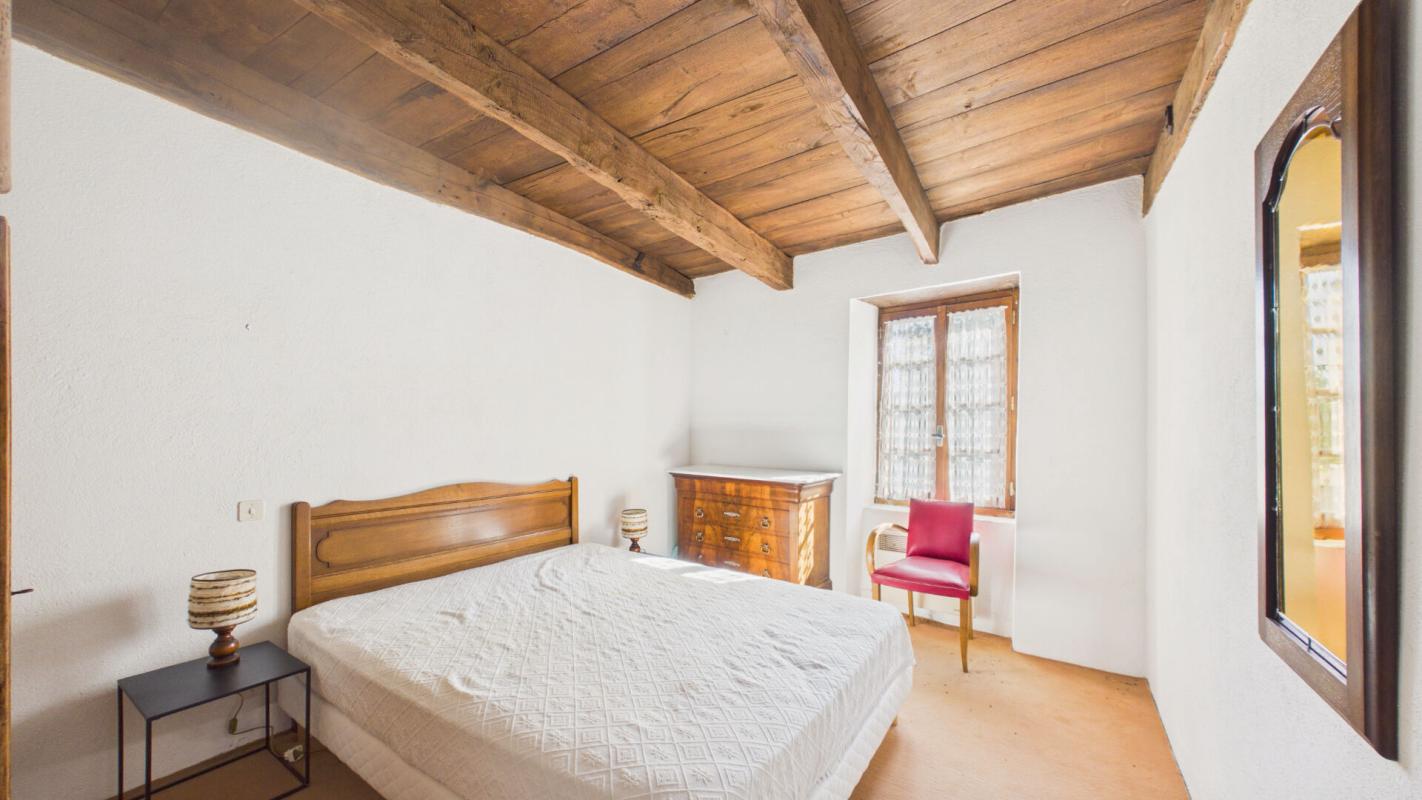 30 bedroom maison en pierres in Rieupeyroux, Aveyron, France