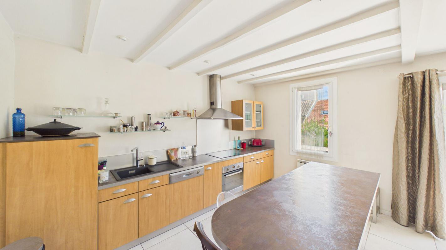 3 bedroom maison de village in Rognonas, Bouches-du-Rhône, France