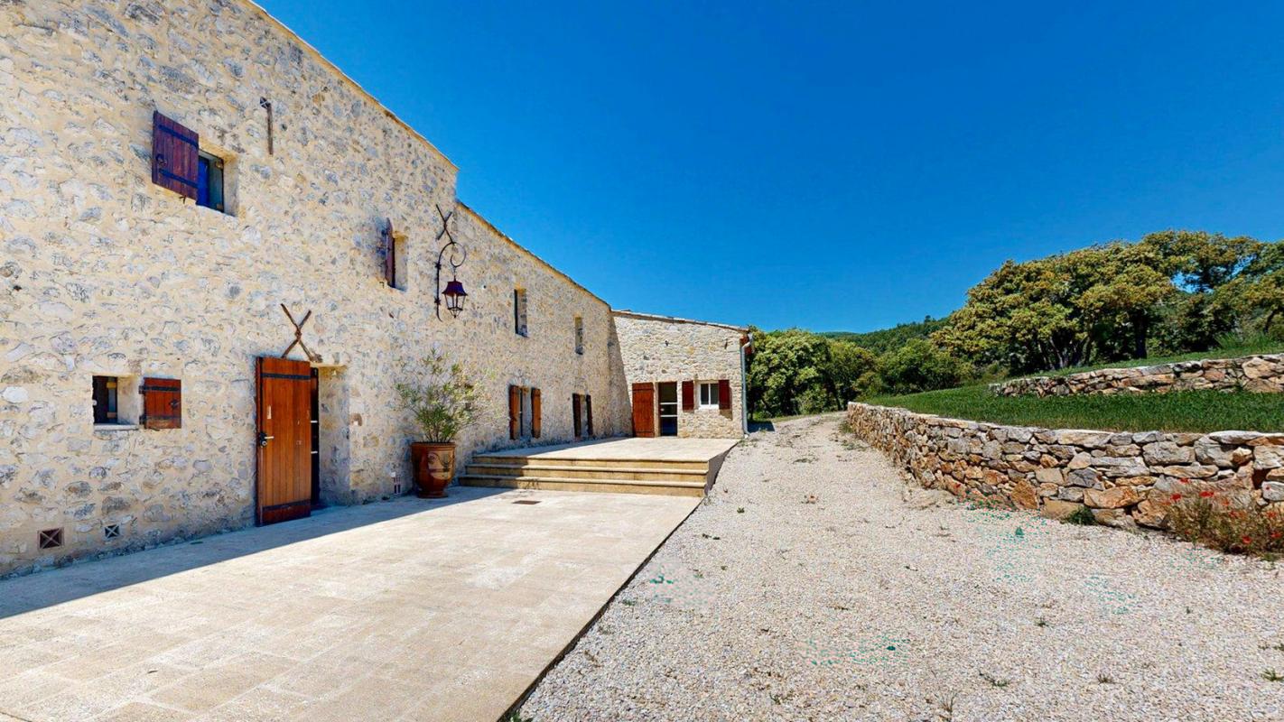 7 bedroom corps de ferme in Beaumont De Pertuis, Vaucluse, France