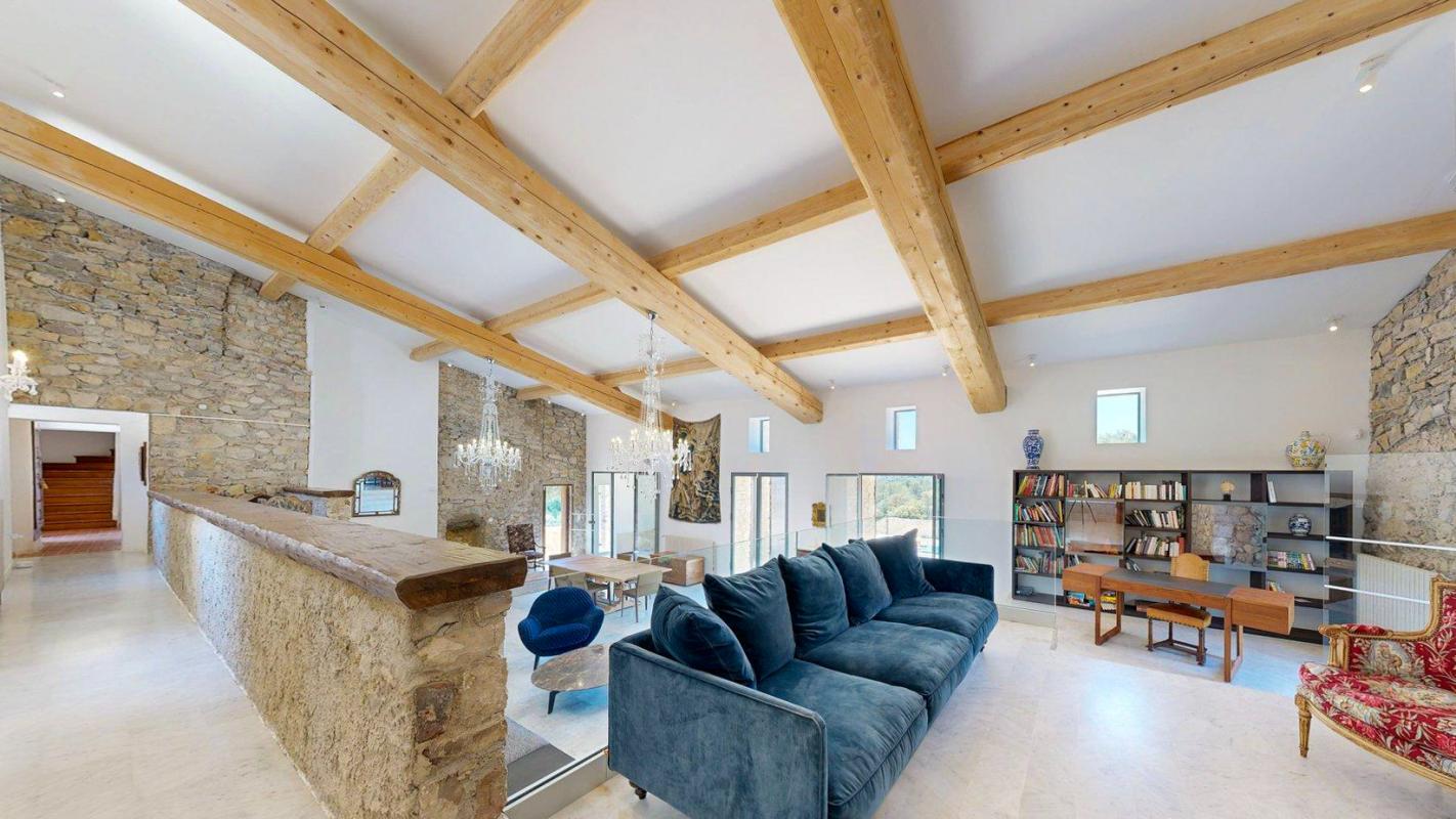 7 bedroom corps de ferme in Beaumont De Pertuis, Vaucluse, France