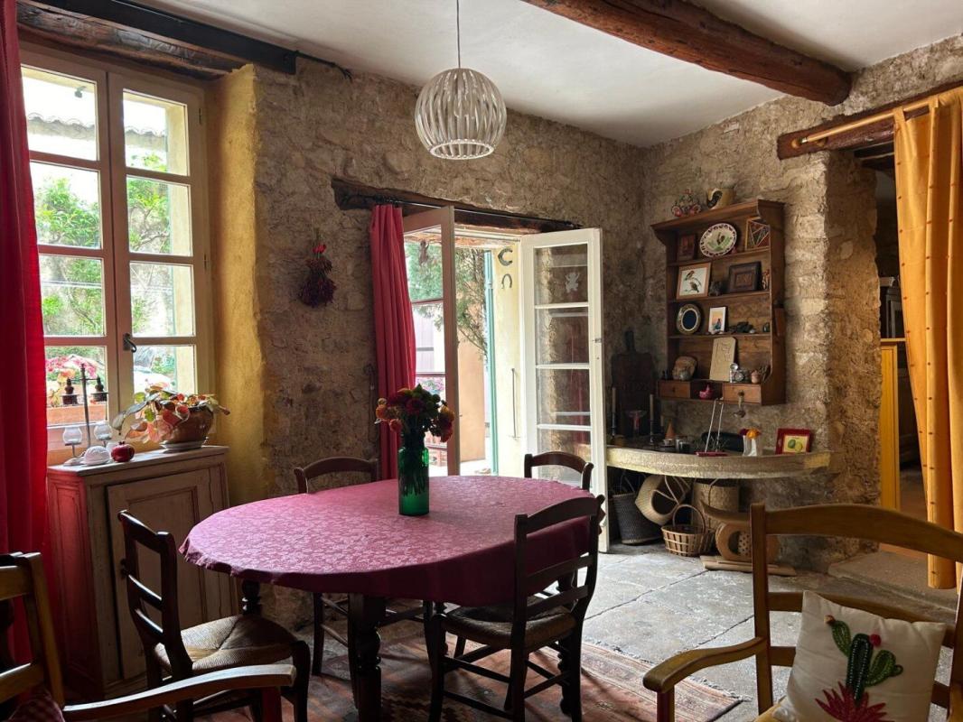 7 bedroom maison de village in Le Barroux, Vaucluse, France