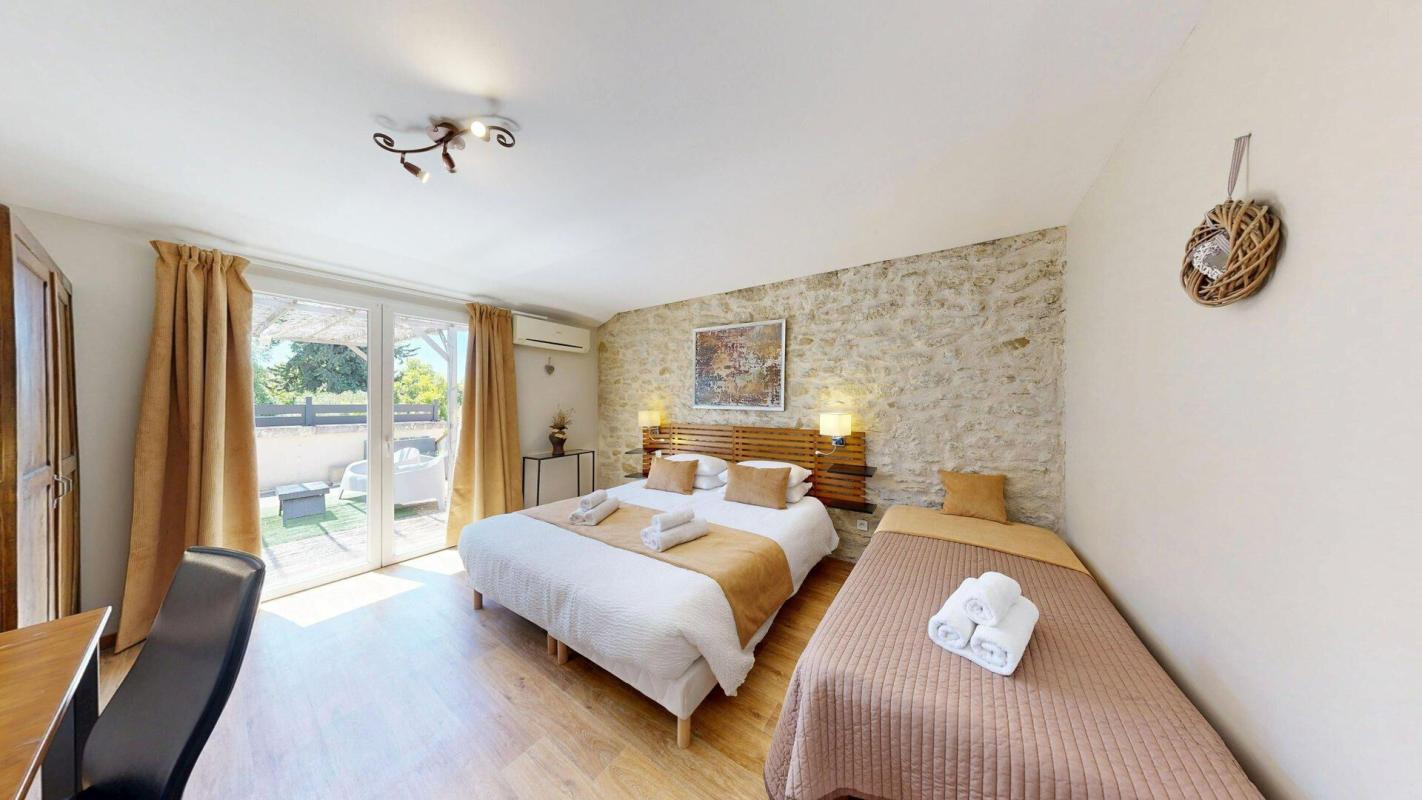 14 bedroom local commercial in Saint Remy De Provence, Bouches-du-Rhône, France