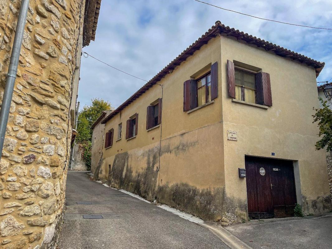 3 bedroom maison de village in Saint Laurent De Carnols, Gard, France