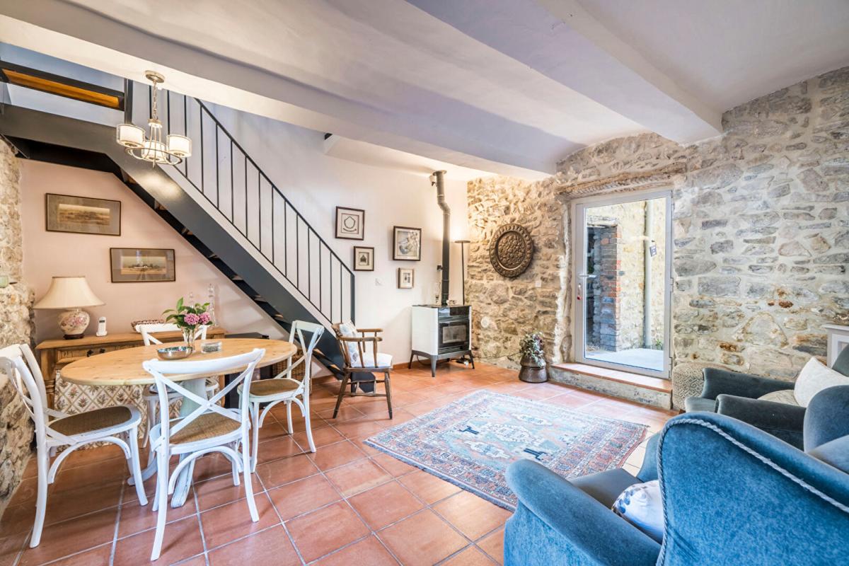 2 bedroom maison de village in Saint Jean De Maruejols Et Avejan, Gard, France