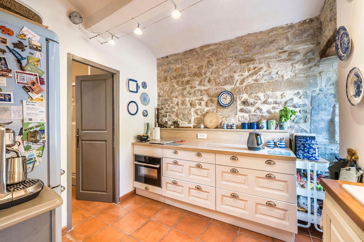 2 bedroom maison de village in Saint Jean De Maruejols Et Avejan, Gard, France