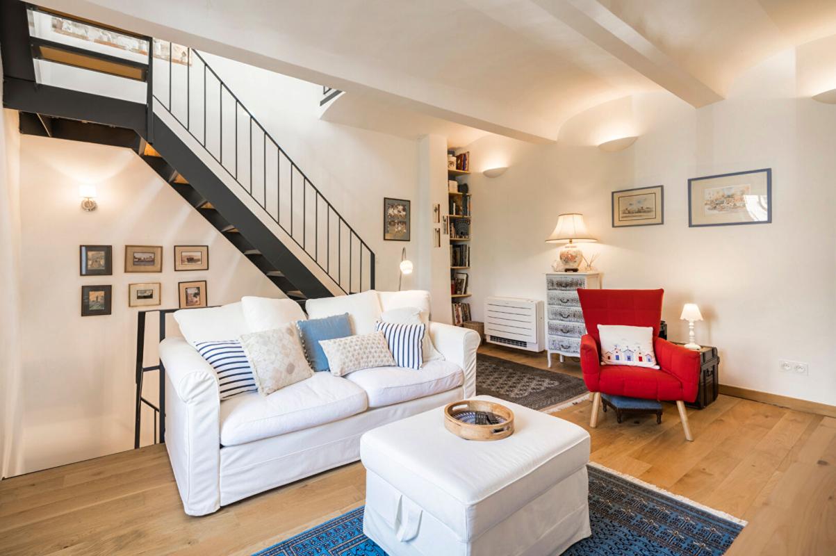 2 bedroom maison de village in Saint Jean De Maruejols Et Avejan, Gard, France