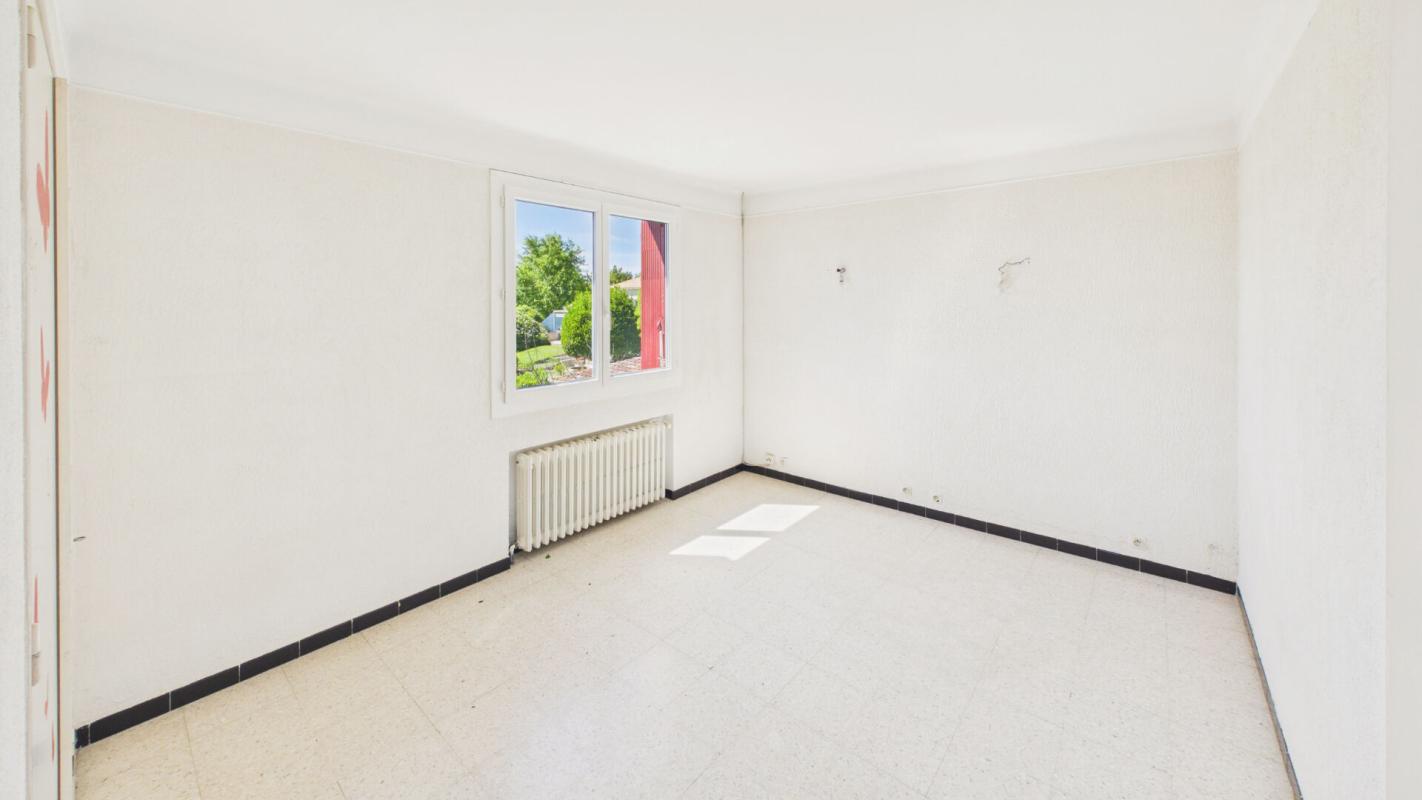 4 bedroom villa in Avignon, Vaucluse, France