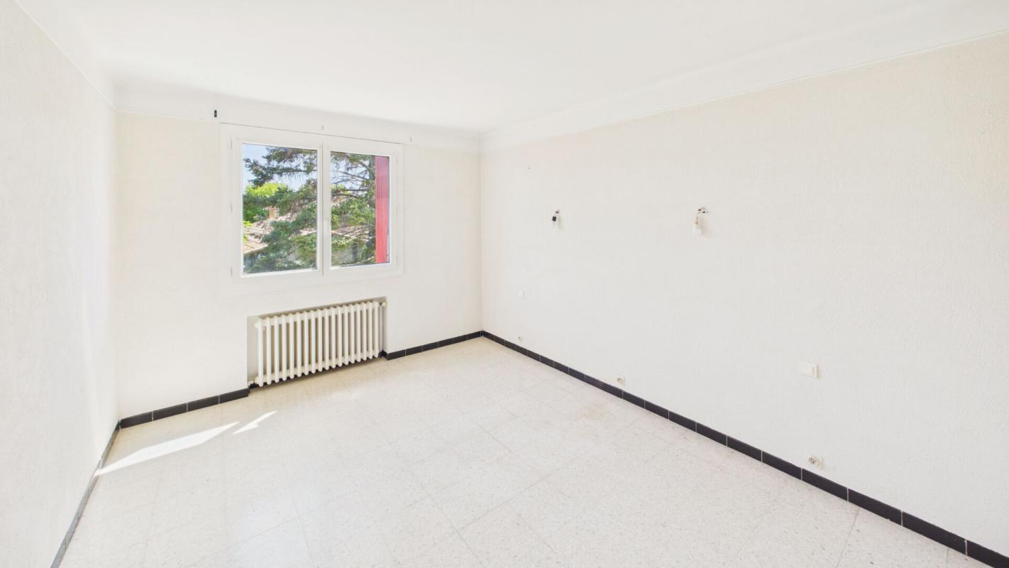 4 bedroom villa in Avignon, Vaucluse, France