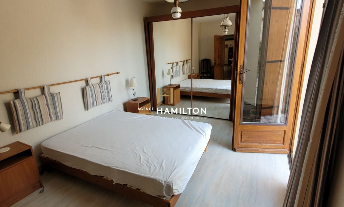5 bedroom villa in Cordes Sur Ciel, Tarn, France