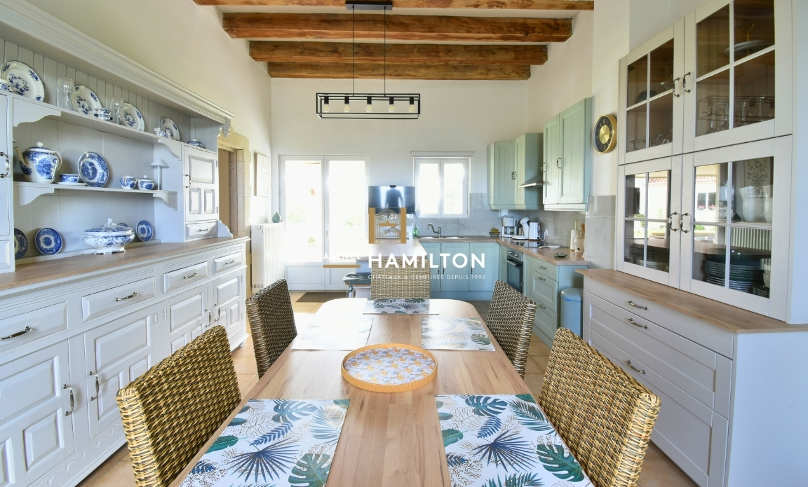 6 bedroom maison situee en campagne in Cordes Sur Ciel, Tarn, France