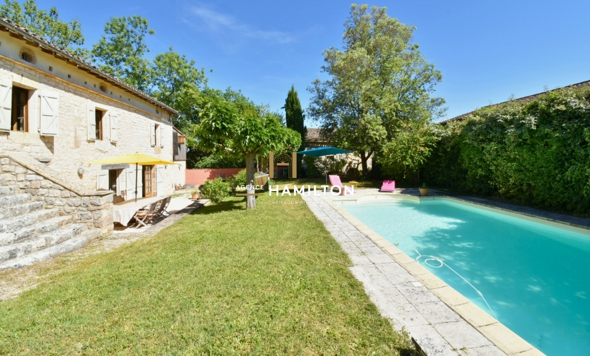 6 bedroom maison de bourg in Cordes Sur Ciel, Tarn, France