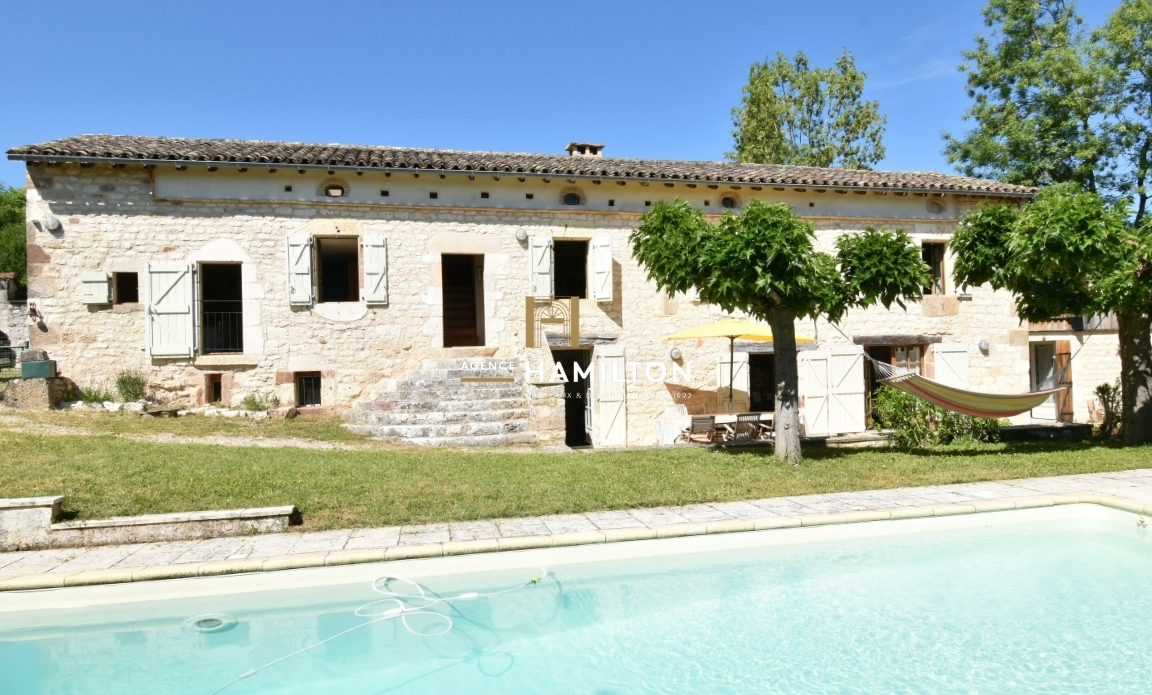 6 bedroom maison de bourg in Cordes Sur Ciel, Tarn, France