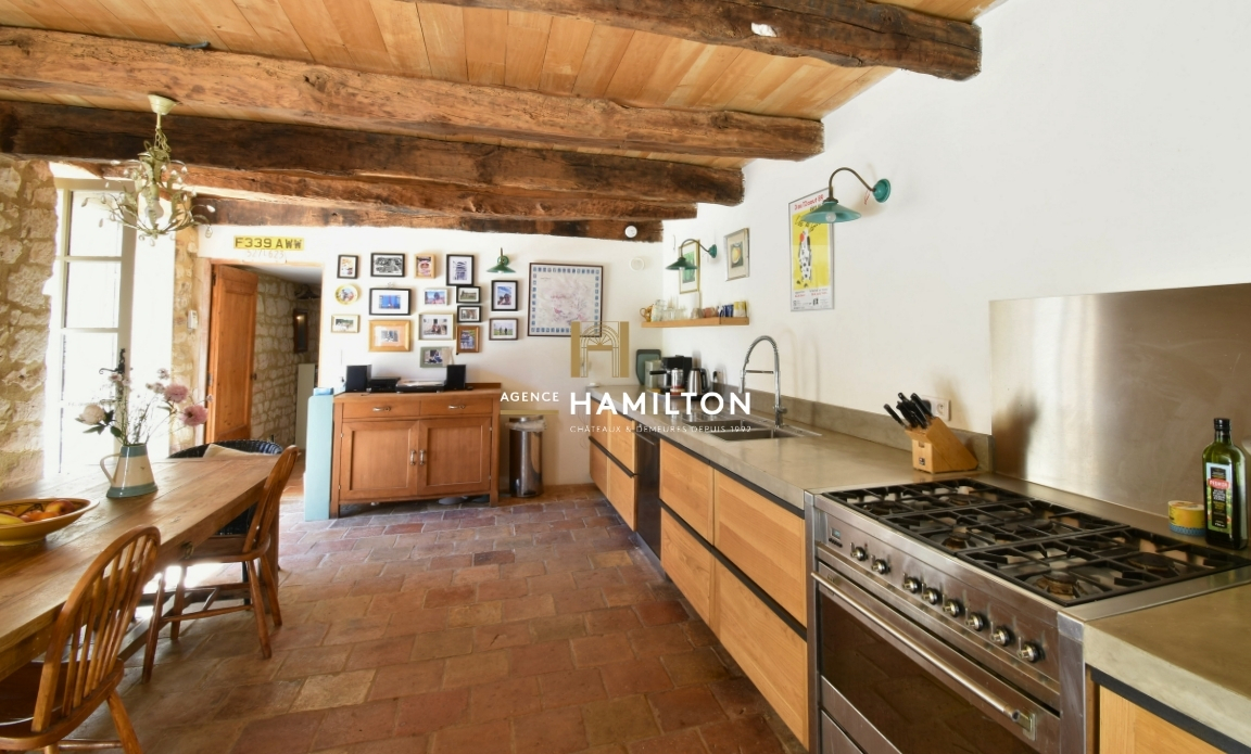 6 bedroom maison de bourg in Cordes Sur Ciel, Tarn, France