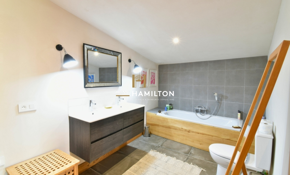 6 bedroom maison de bourg in Cordes Sur Ciel, Tarn, France
