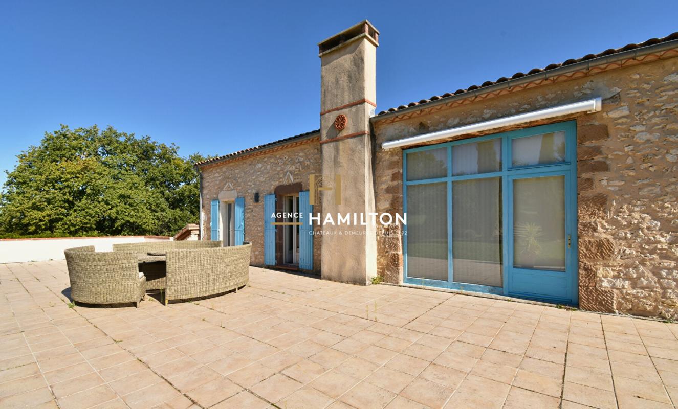 6 bedroom maison in Cordes Sur Ciel, Tarn, France