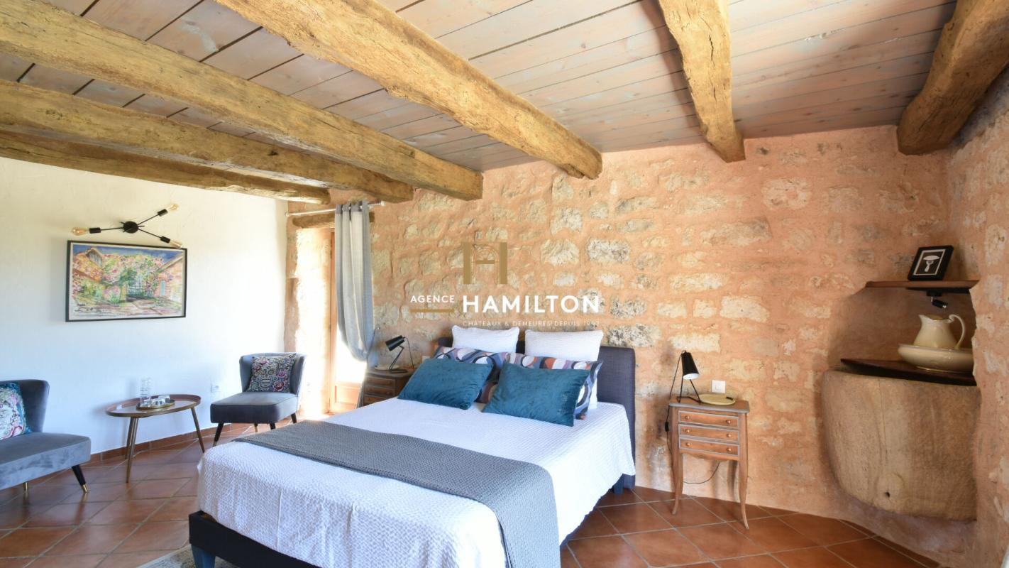 8 bedroom maison in Cordes Sur Ciel, Tarn, France