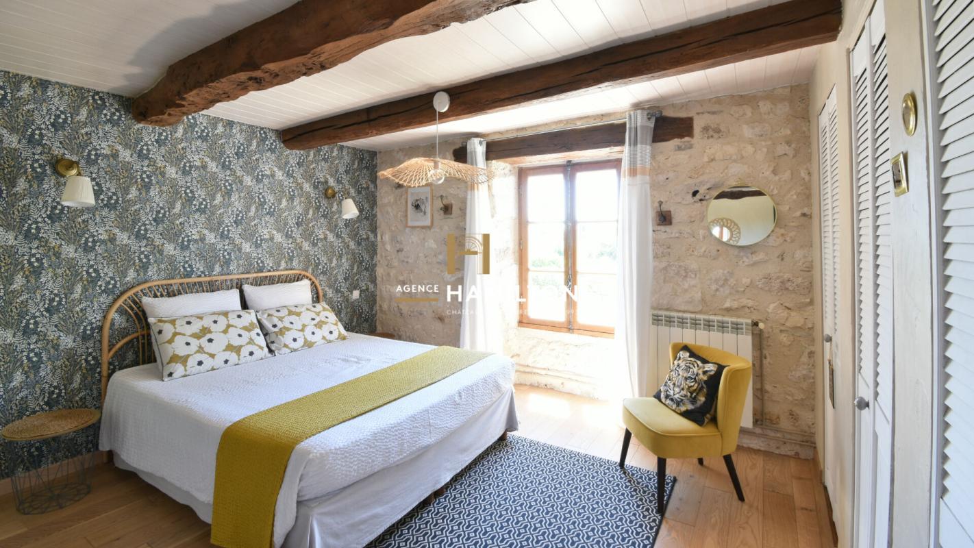 8 bedroom maison in Cordes Sur Ciel, Tarn, France