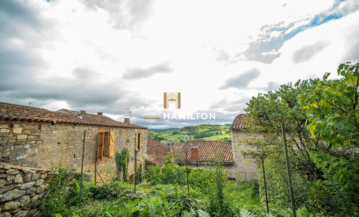 3 bedroom maison de village in Cordes Sur Ciel, Tarn, France