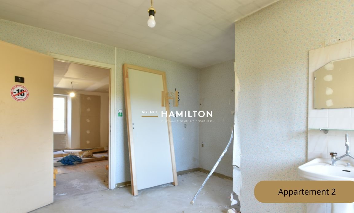 4 bedroom maison de village in Cordes Sur Ciel, Tarn, France