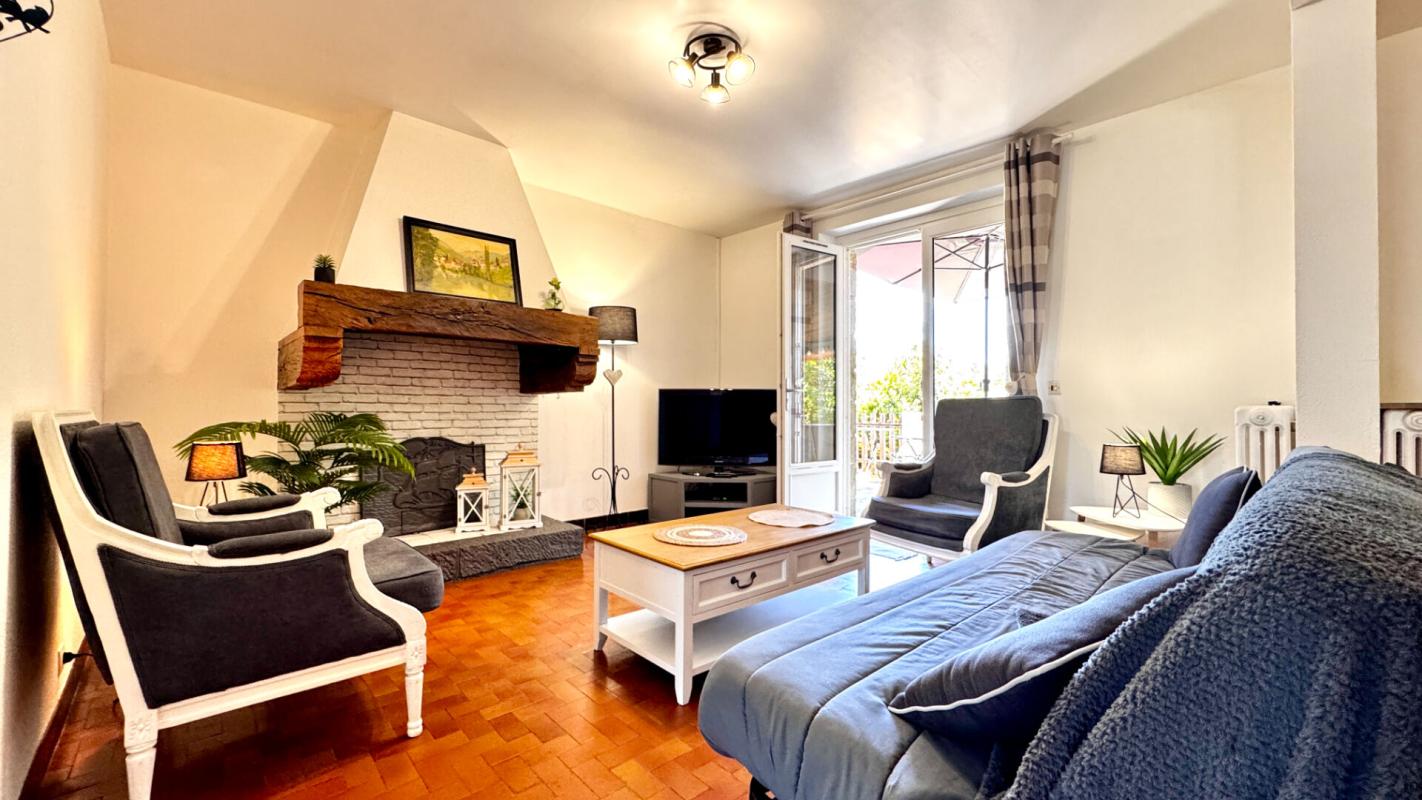 4 bedroom maison in Cajarc, Lot, France