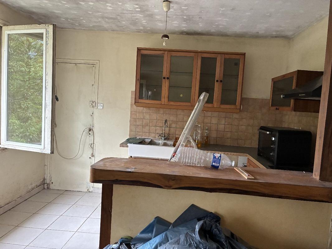 3 bedroom maison a renover in Figeac, Lot, France