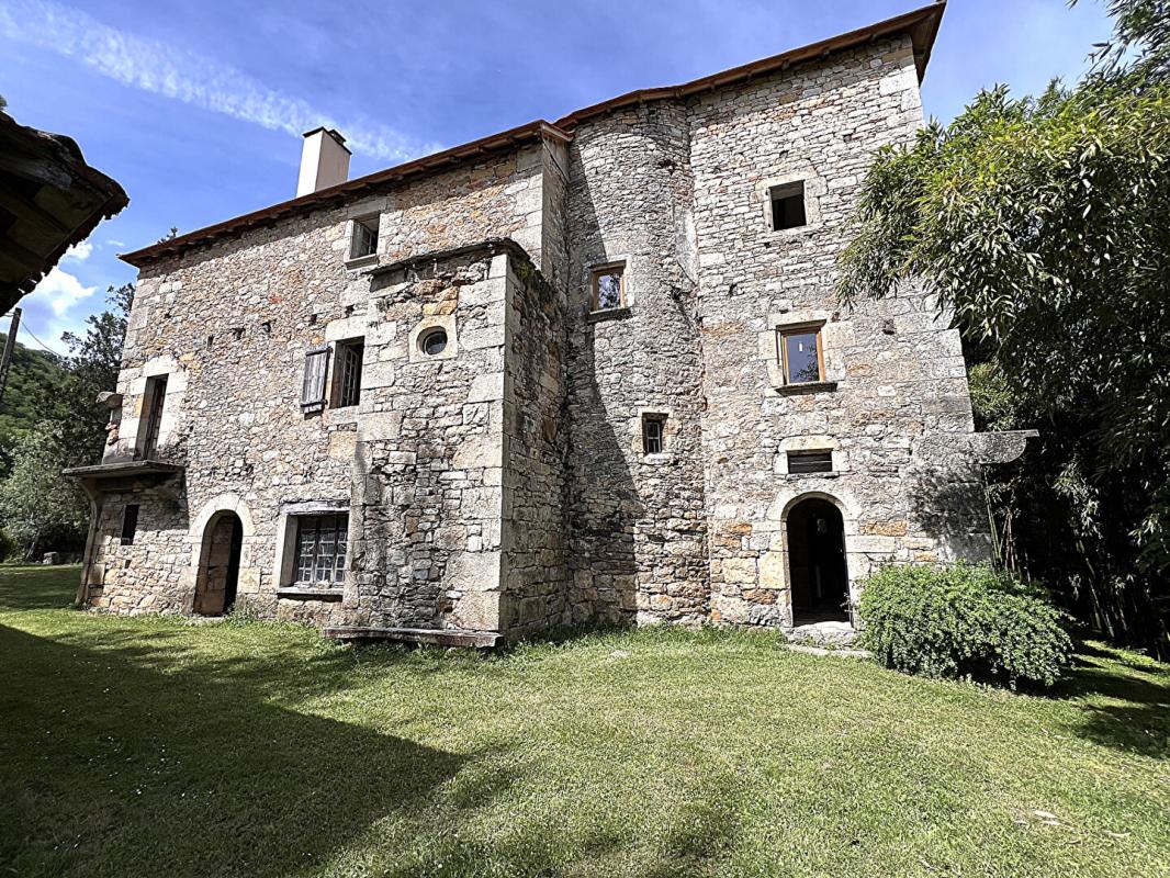 4 bedroom moulin in Larroque Toirac, Lot, France