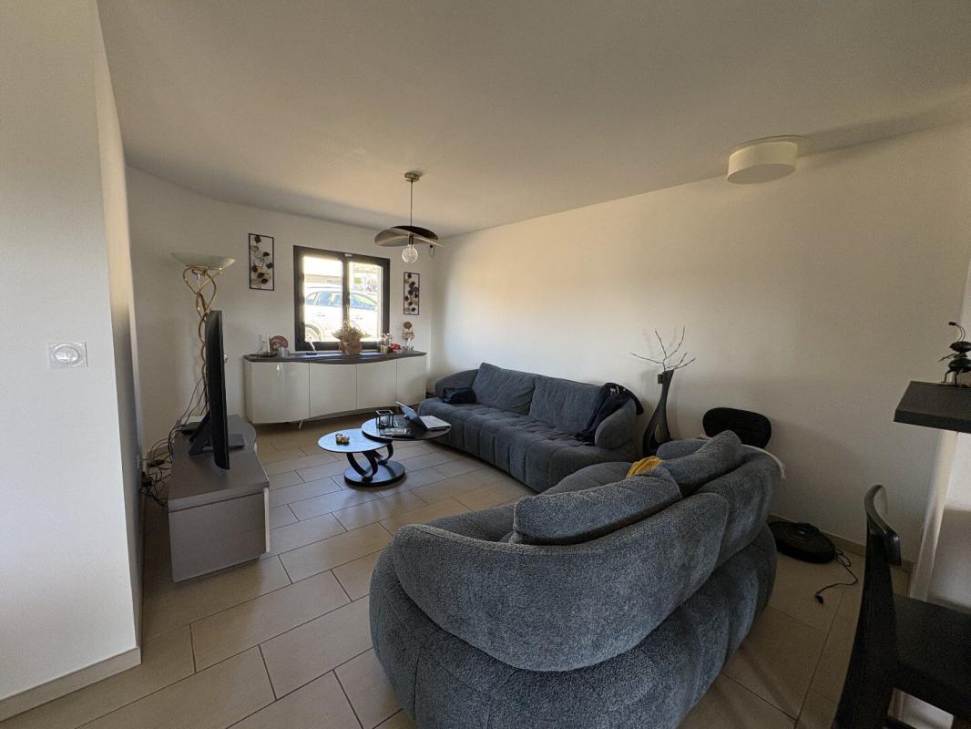 3 bedroom maison neuve in Figeac, Lot, France