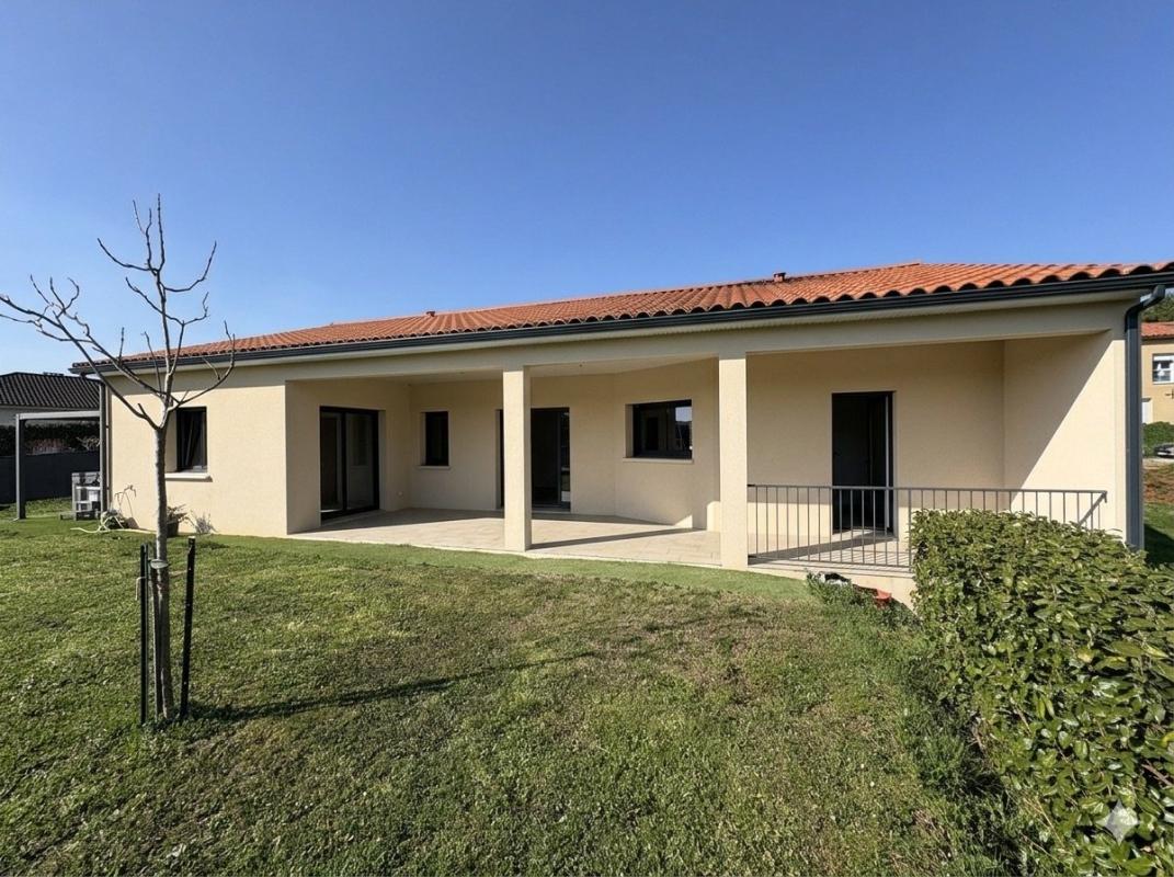 3 bedroom maison neuve in Figeac, Lot, France