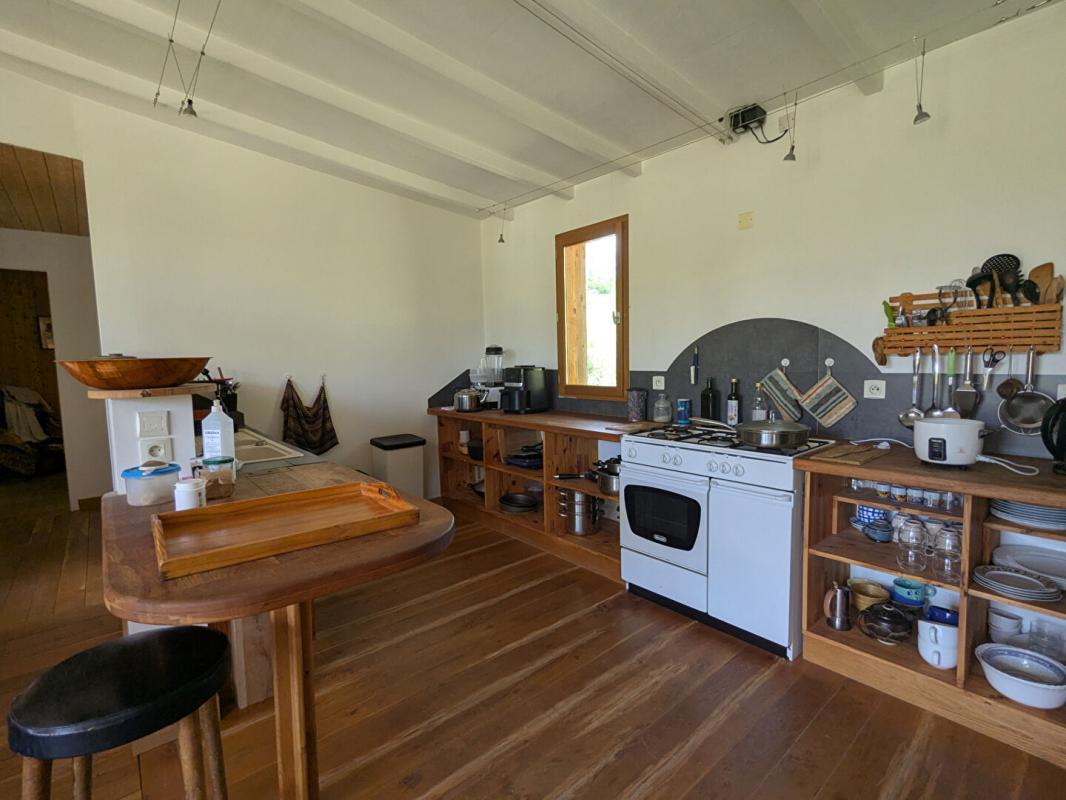 3 bedroom maison en bois in Camburat, Lot, France