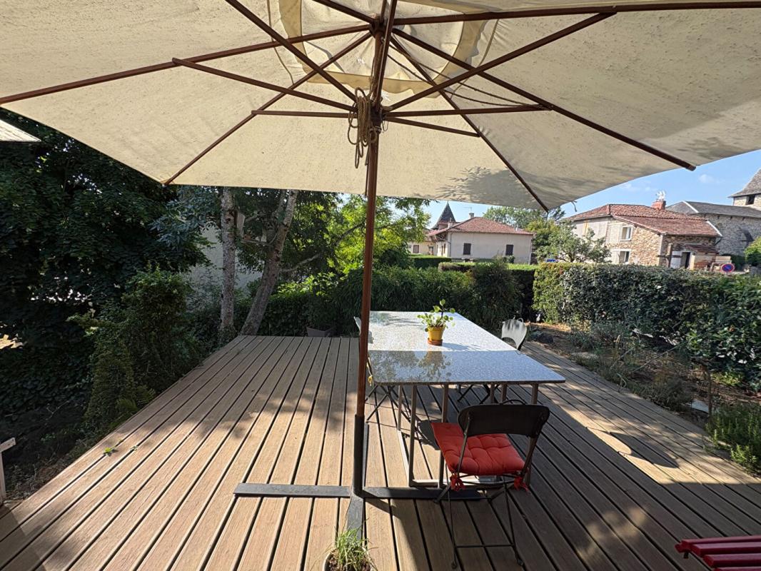 4 bedroom maison recente in St Etienne De Maurs, Cantal, France