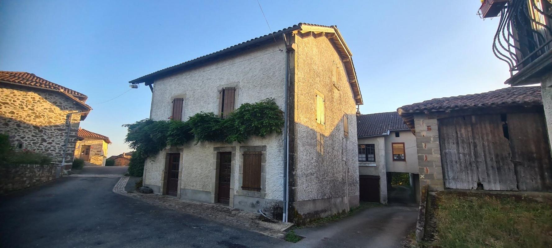 3 bedroom maison de village in Prendeignes, Lot, France