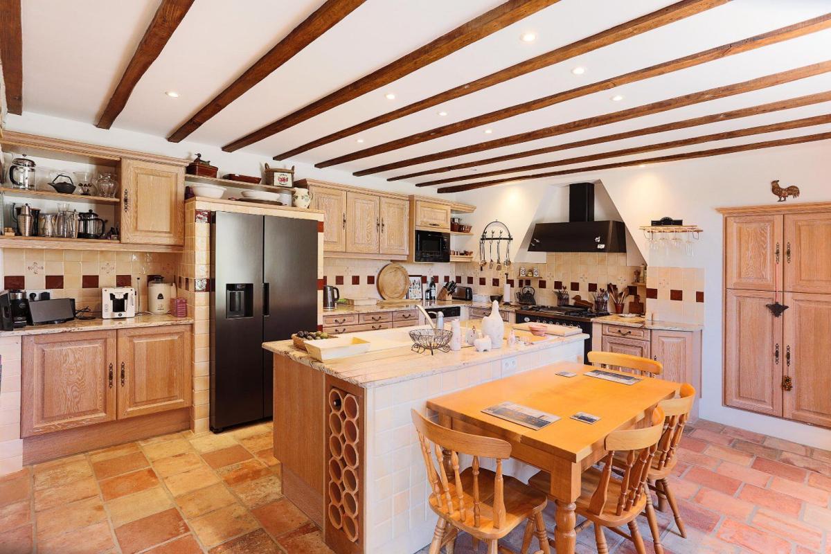6 bedroom propriete in Castelnau De Montmiral, Tarn, France