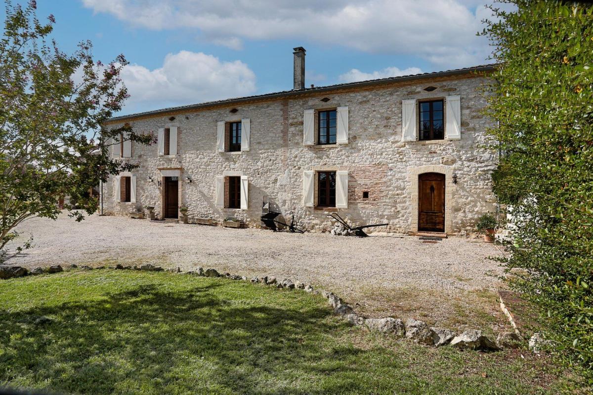 6 bedroom propriete in Castelnau De Montmiral, Tarn, France