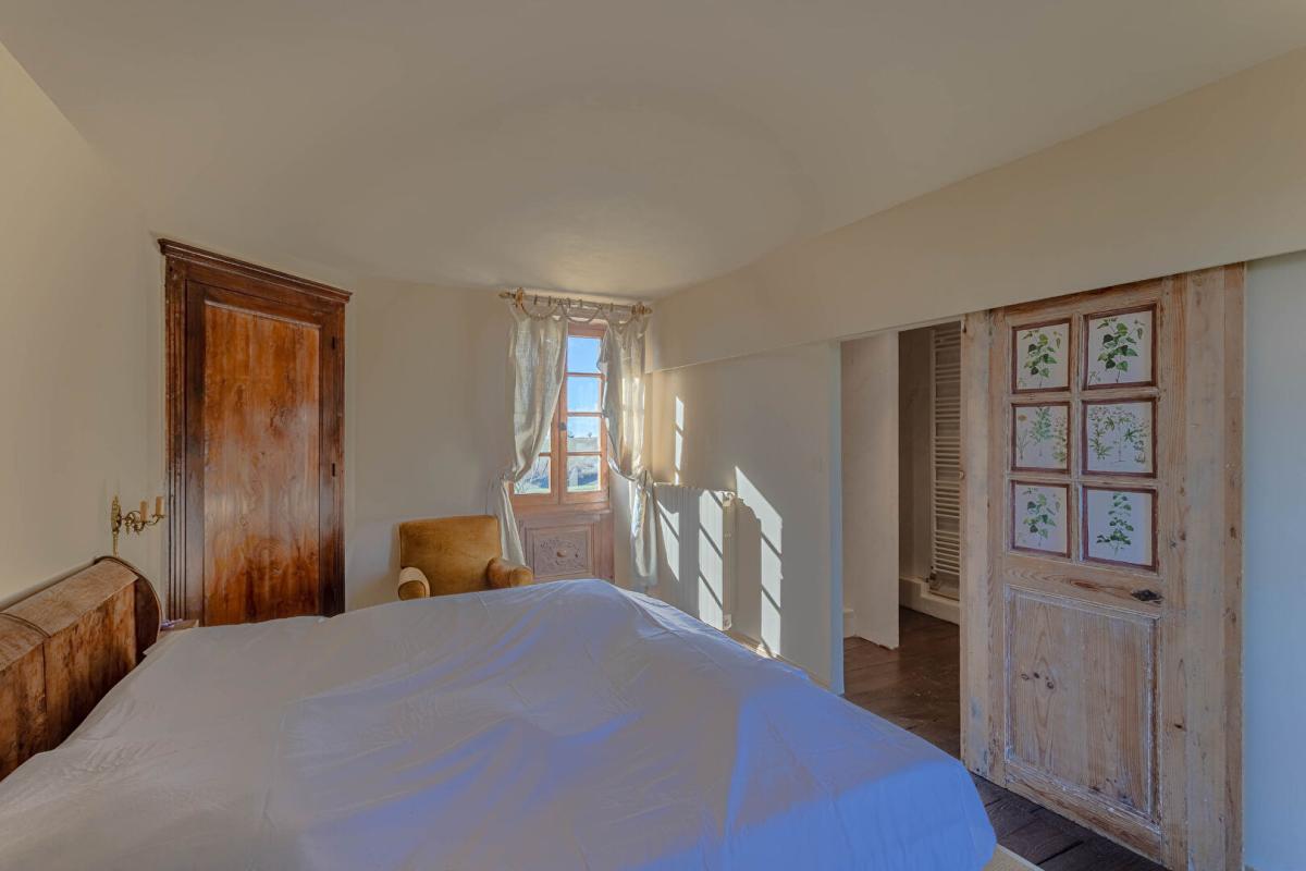 4 bedroom maison in Tanus, Tarn, France