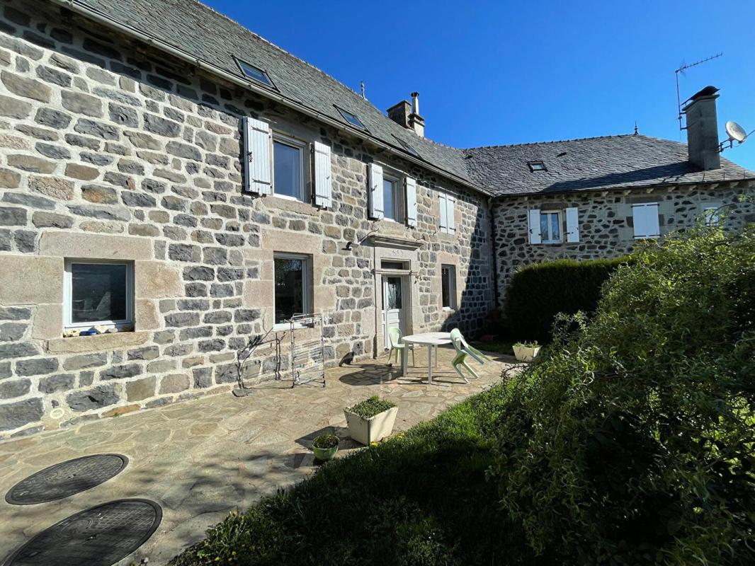 4 bedroom maison in Pailherols, Cantal, France