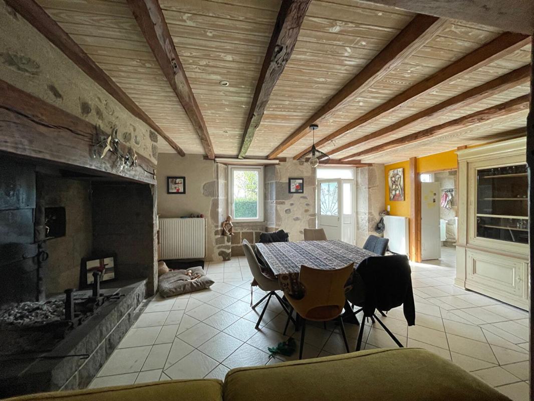 4 bedroom maison in Pailherols, Cantal, France