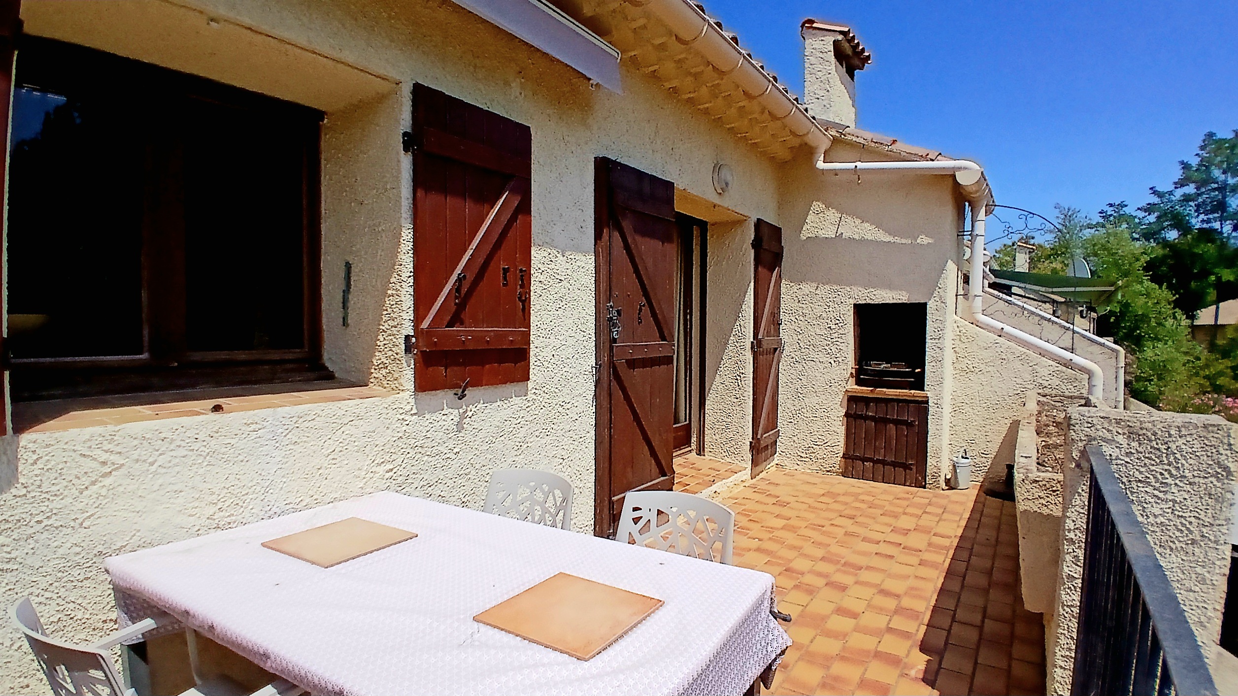 2 bedroom Apartment in Capestang, Herault, France – c168480e