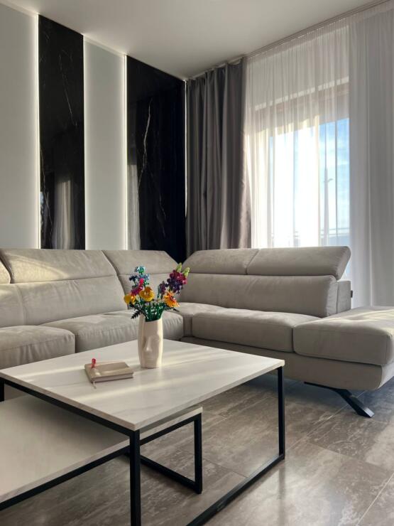 Adriatic Panorama: Stylish 64 m2 Apartment with Terrace in Prestigious Tivat