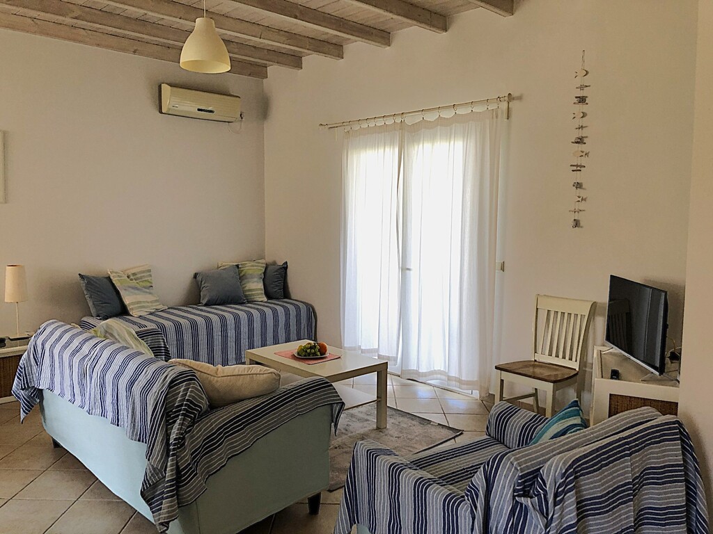 2 bedroom Detached house in Corfu, Corfu Prefecture, Greece – 66617