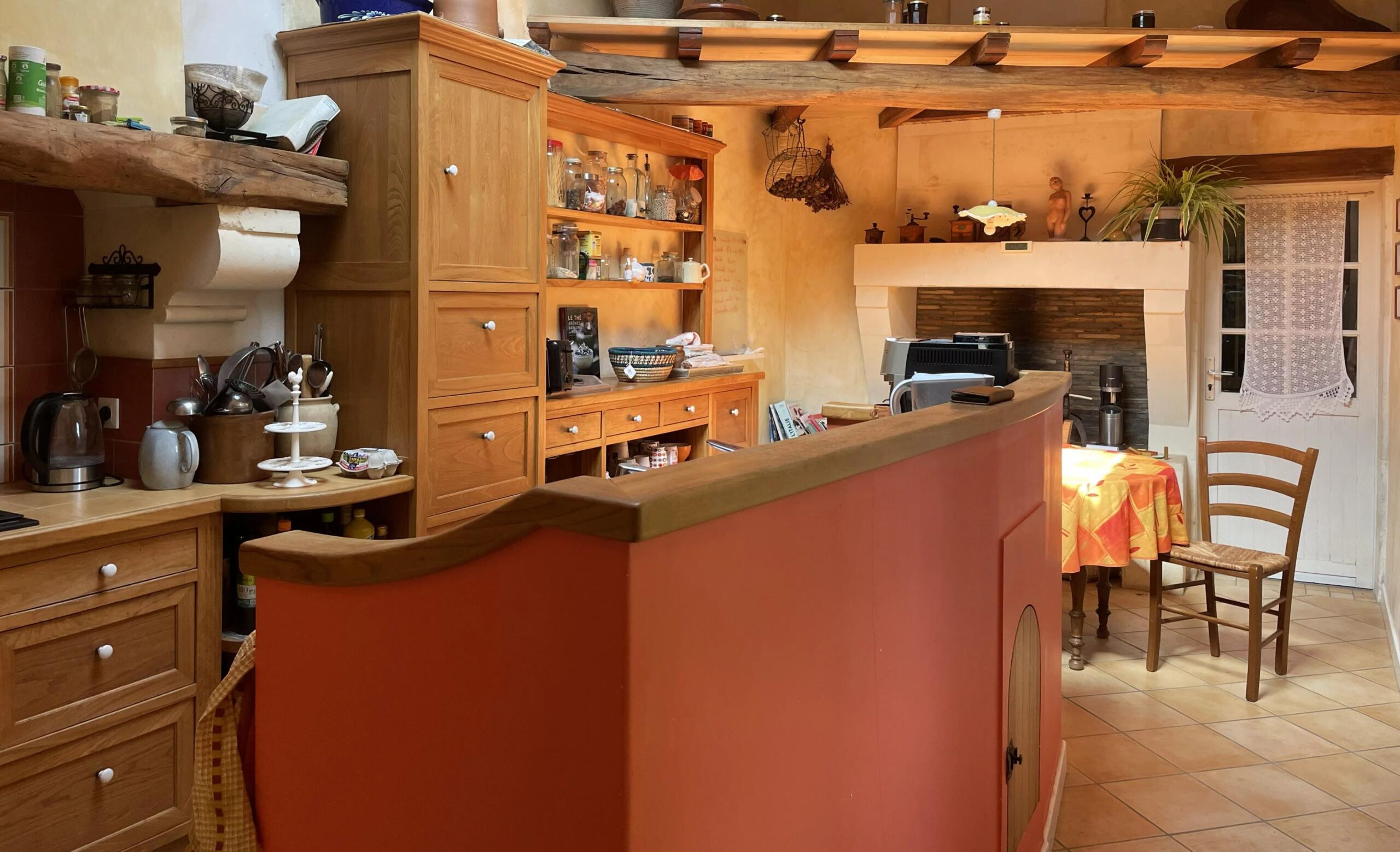 Character village home close to Saintes, Poitou-Charentes – France – BVI86396