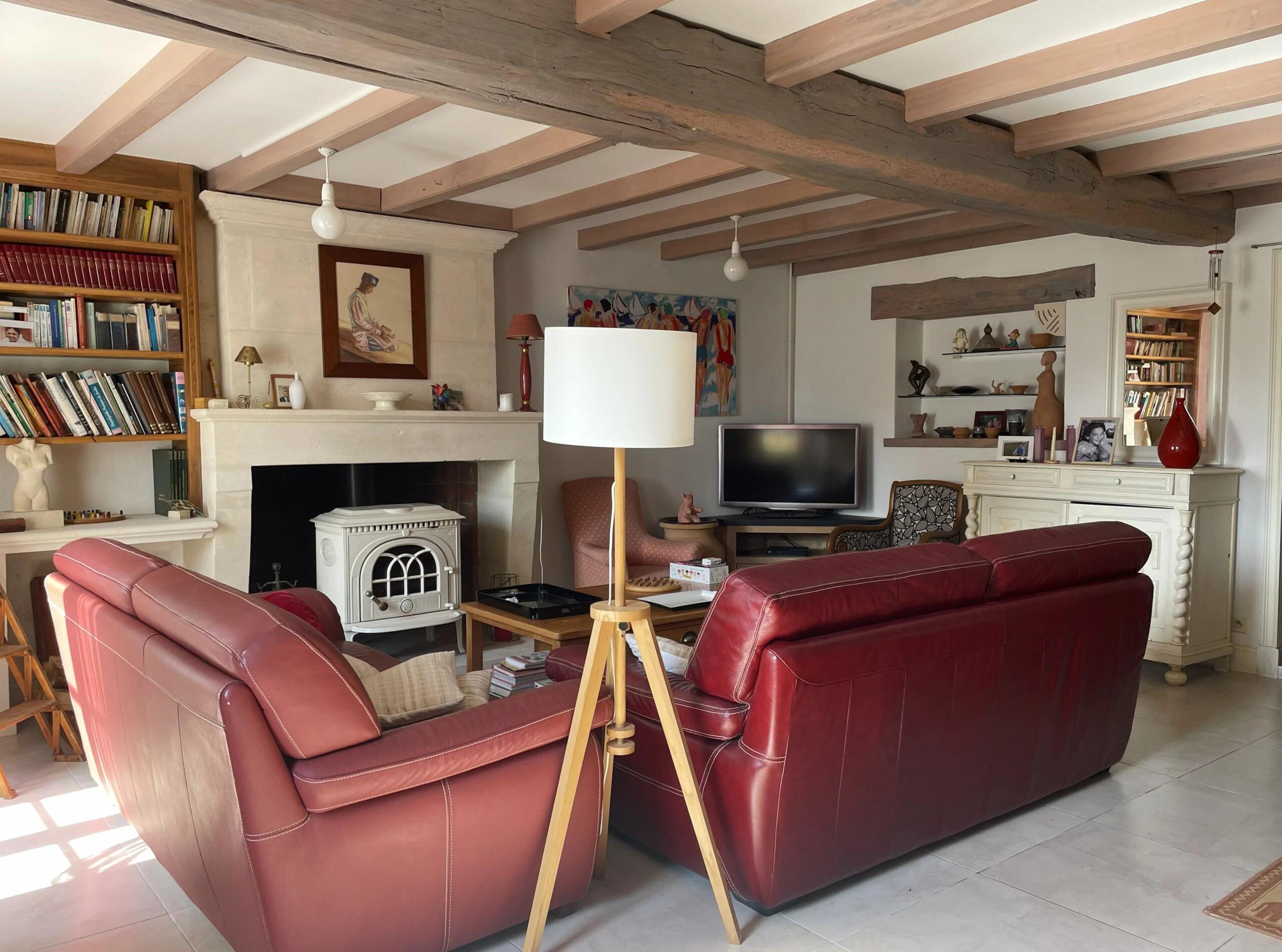 Character village home close to Saintes, Poitou-Charentes – France – BVI86396