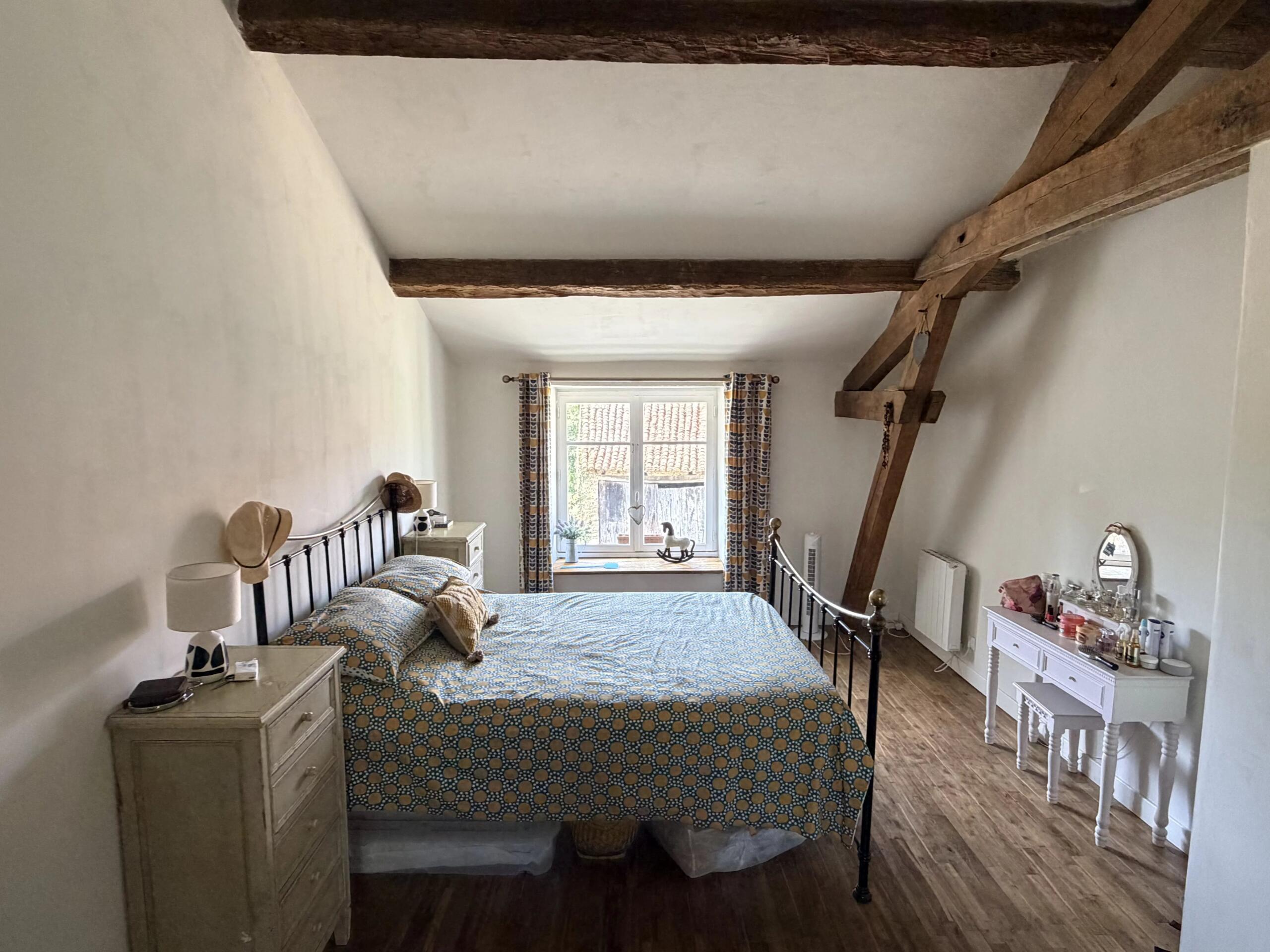 Four bedrooms, large family home, very well renovated, Limousin – France – BVI86610