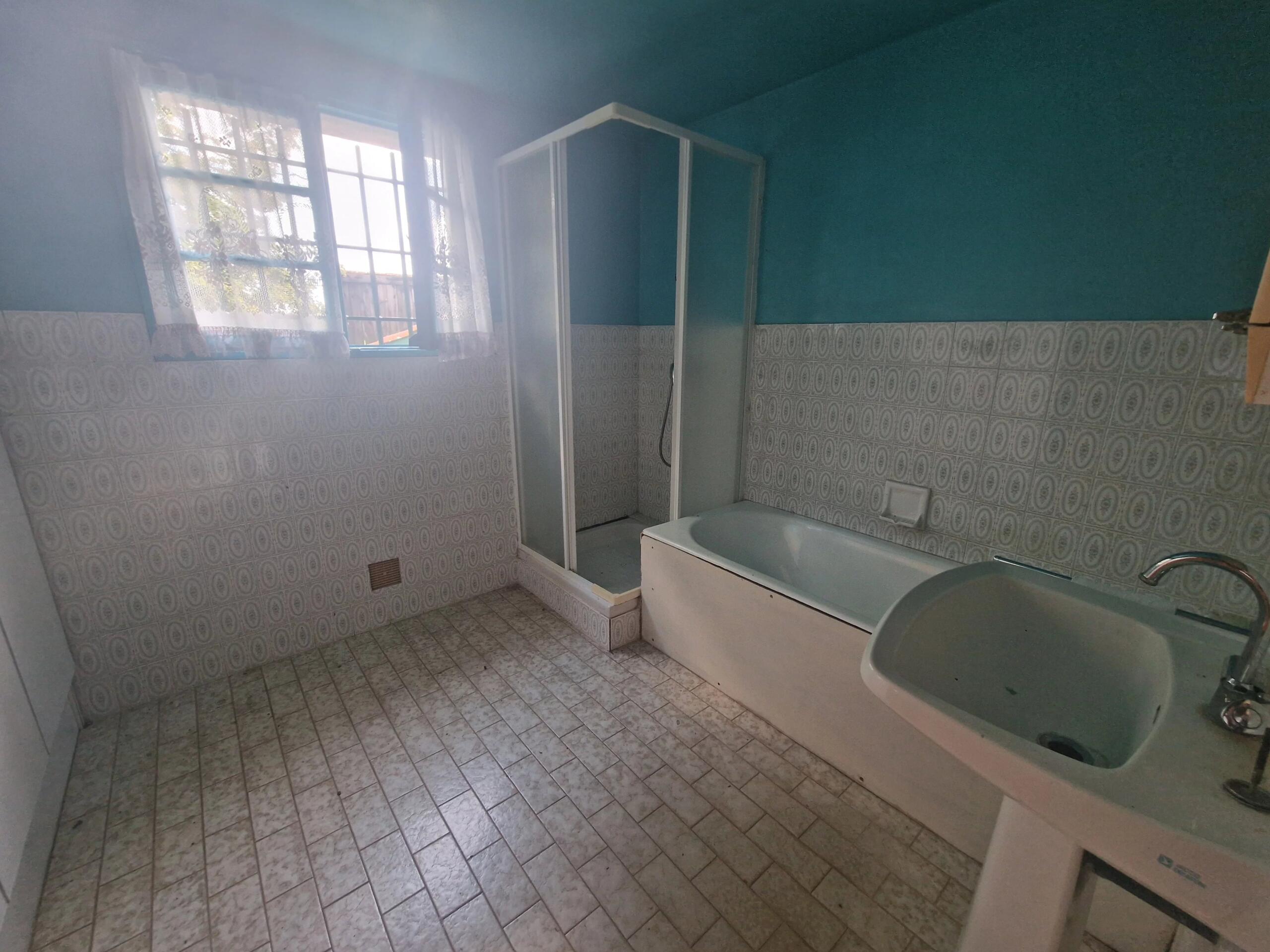 Stone Farmhouse with Stunning Views Near Monflanquin, Aquitaine – France – BVI85989